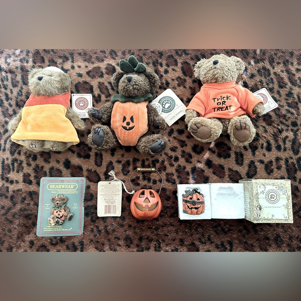 Boyd’s Bears Halloween